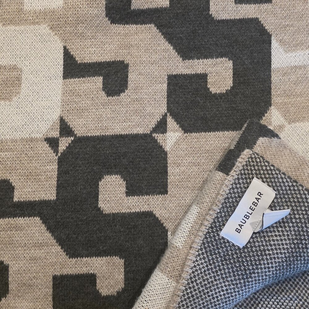 Baublebar S throw blanket